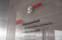 Orientační systém do interiéru firmy S.O.K.